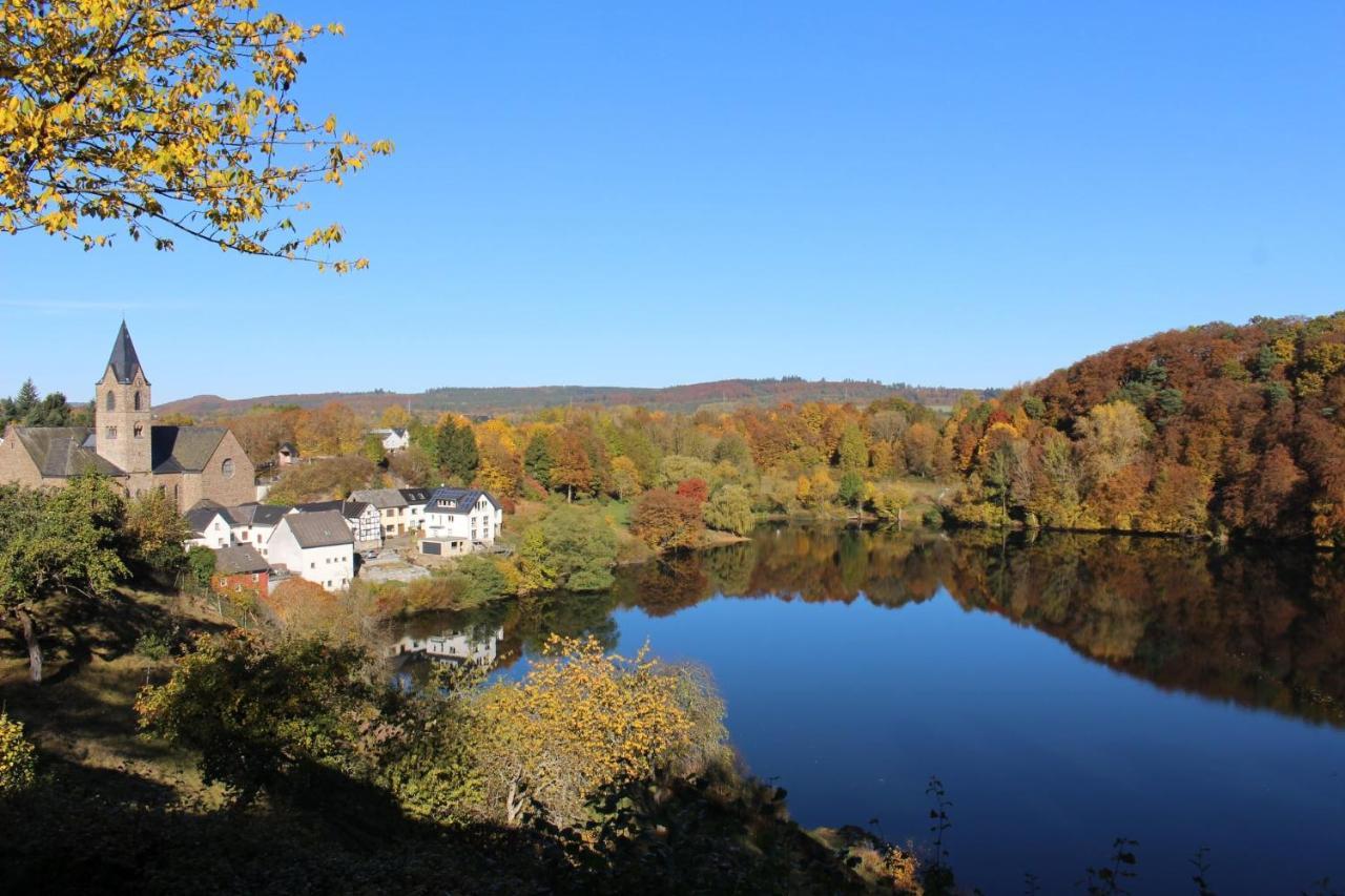 Ferienwohnungen Eifelstuben Mit Charme - Am See, Nahe Burg ウルメン エクステリア 写真
