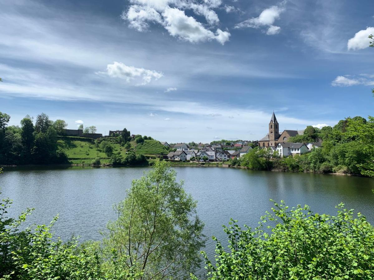 Ferienwohnungen Eifelstuben Mit Charme - Am See, Nahe Burg ウルメン エクステリア 写真