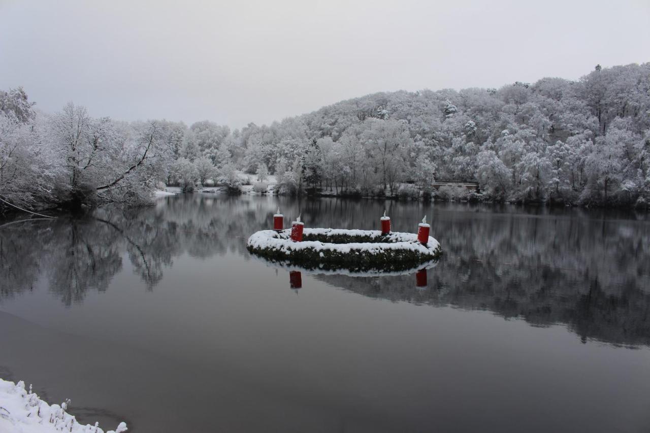 Ferienwohnungen Eifelstuben Mit Charme - Am See, Nahe Burg ウルメン エクステリア 写真